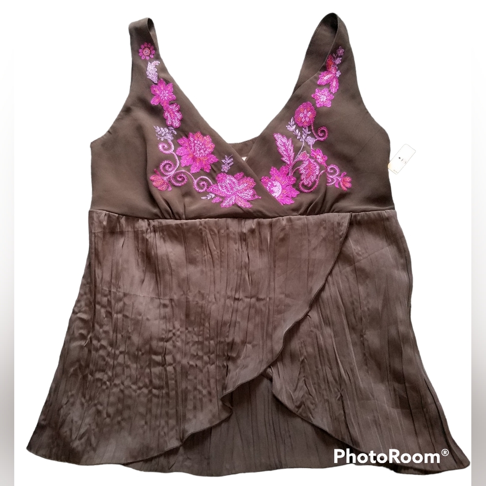 YTK Bandolino Sleeveless Blouse NWT